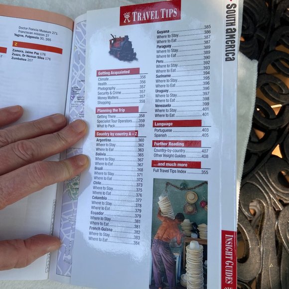 Insight Guides - South America Guidebook Travel Book - Picture 11 of 13